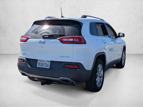 Used 2016 Jeep Cherokee Limited AWD/4WD image 5