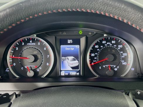 Used 2017 Toyota Camry SE image 16