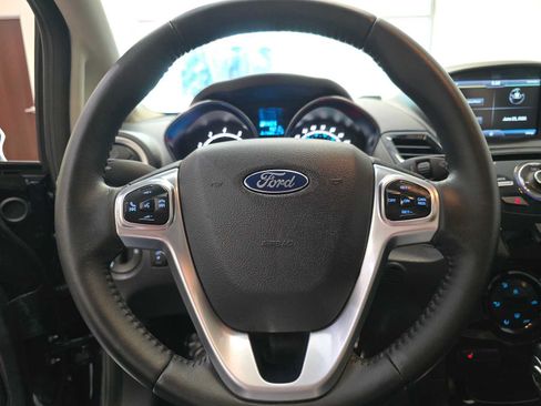 Used 2014 Ford Fiesta Titanium FWD image 11