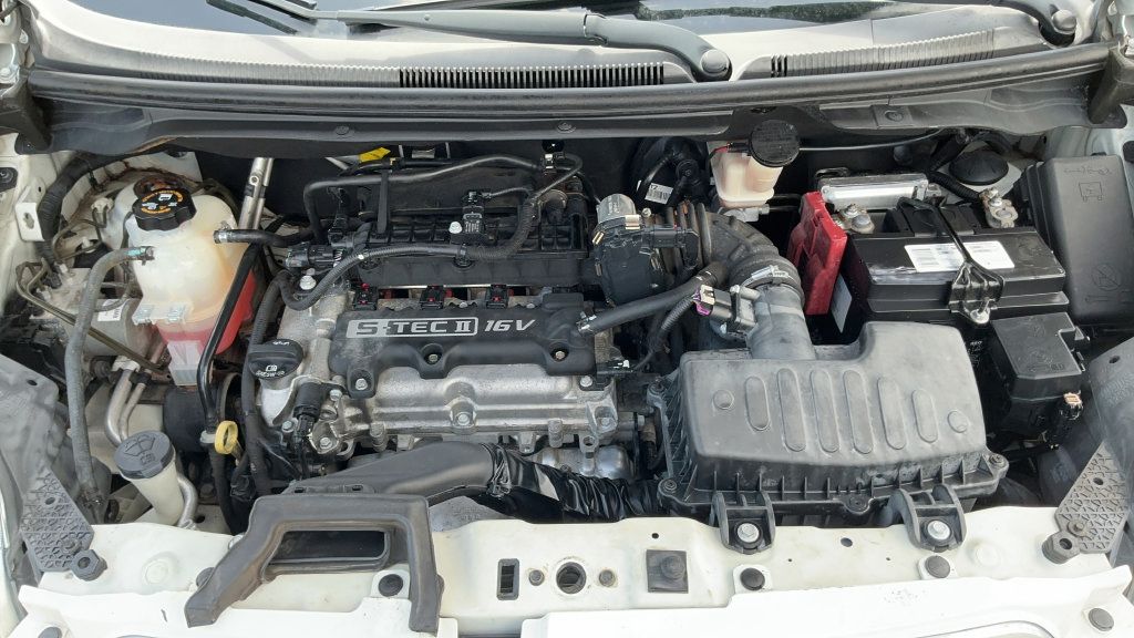 Used 2014 Chevrolet Spark LT FWD image 24