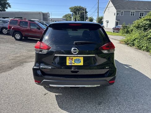 Used 2017 Nissan Rogue S AWD/4WD image 7