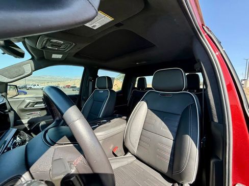 Used 2022 GMC Sierra 1500 AT4X image 31