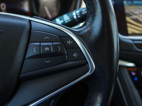 Used 2019 Cadillac XT5 Premium Luxury FWD image 23