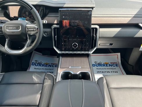 New 2026 GMC Acadia Denali w/ Super Cruise Package FWD image 12