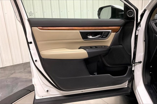 Used 2020 Honda CR-V Touring image 23