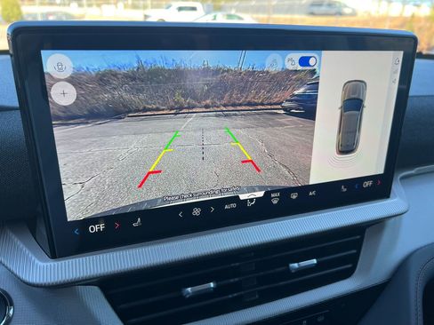 New 2026 Ford Explorer Active image 57