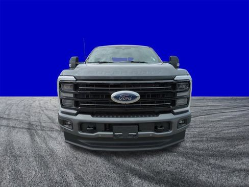 New 2026 Ford F350 Platinum w/ FX4 Off-Road Package image 9