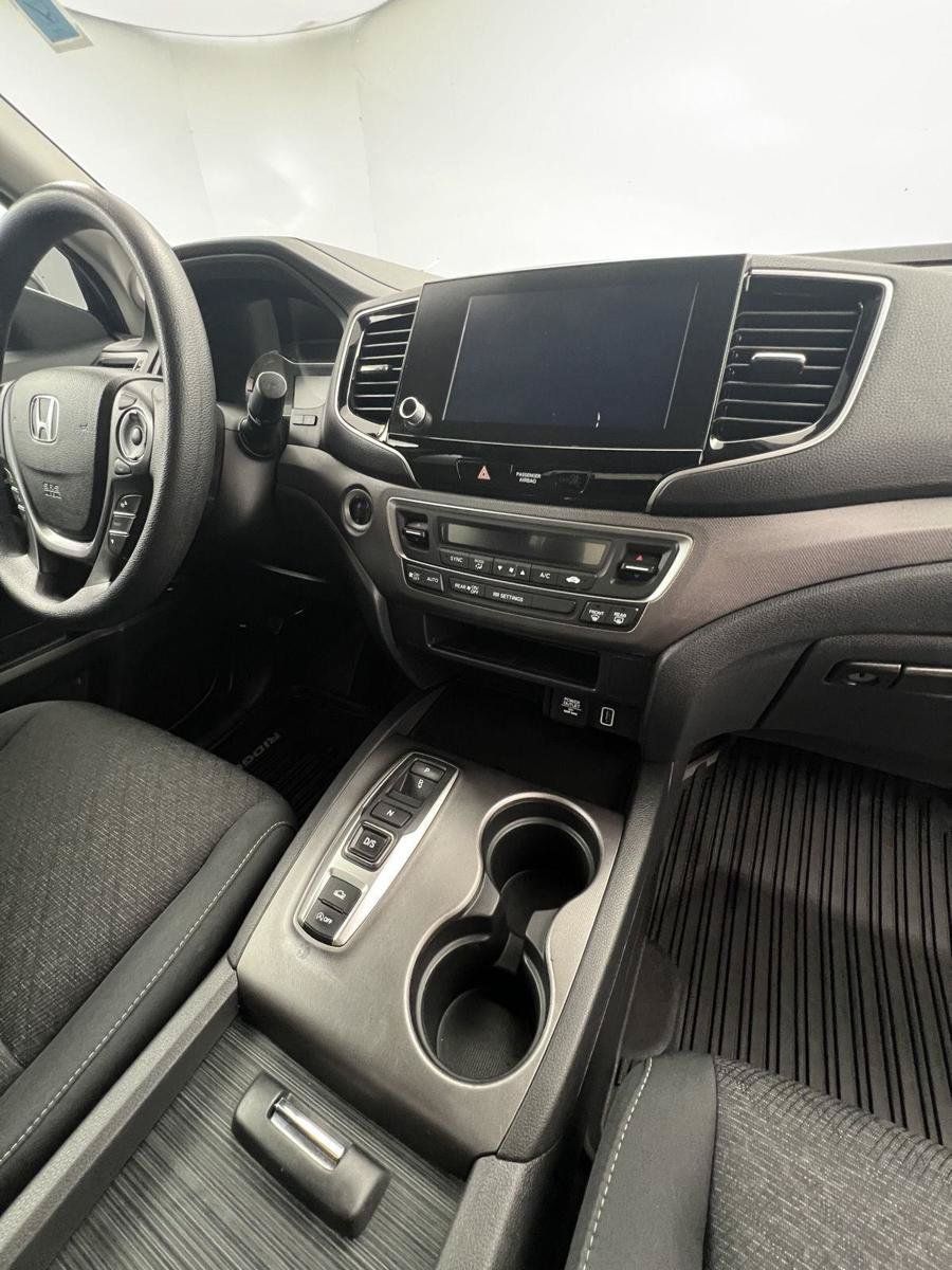 Used 2021 Honda Ridgeline Sport image 23