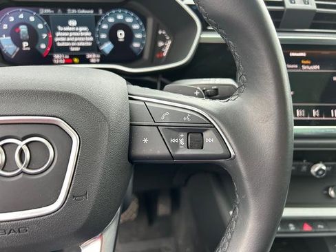 Used 2024 Audi Q3 2.0T Premium w/ Convenience Package image 18