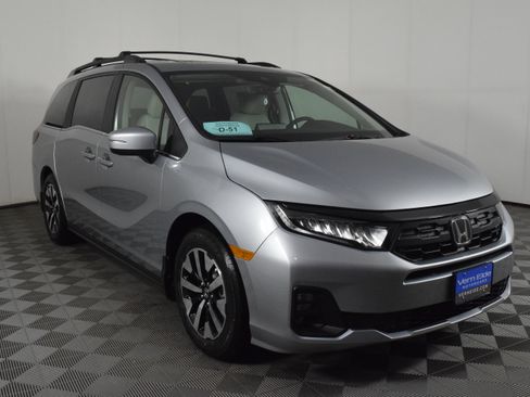 New 2026 Honda Odyssey EX-L image 4