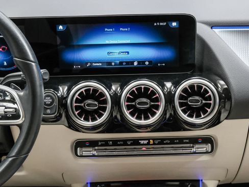 Certified 2023 Mercedes-Benz GLA 250 image 16