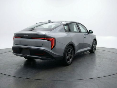 Used 2025 Kia K4 FWD image 9