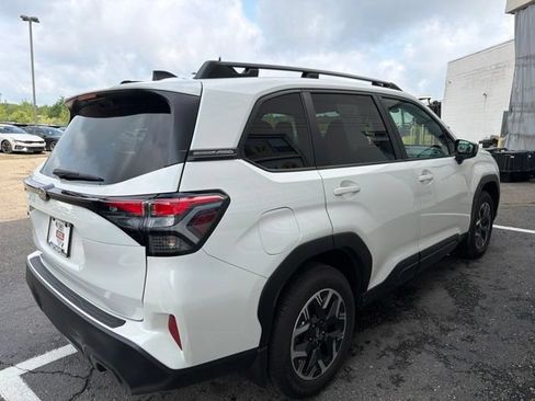 Used 2026 Subaru Forester Premium w/ Base/Premium Plus Package AWD/4WD image 5