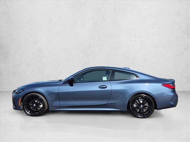 Certified 2022 BMW 430i Coupe w/ M Sport Package RWD image 5
