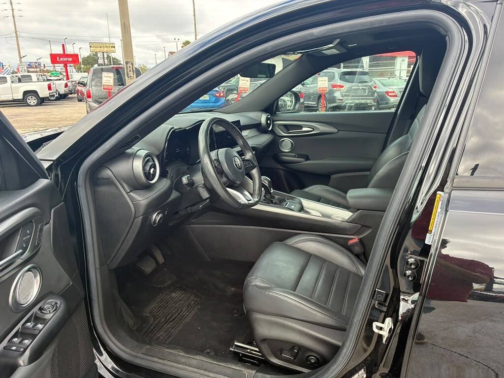 Used 2024 Alfa Romeo Tonale Ti AWD/4WD image 12