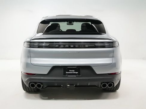 Used 2026 Porsche Cayenne S AWD/4WD image 11