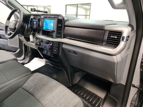 Used 2024 Ford F350 XLT AWD/4WD image 29