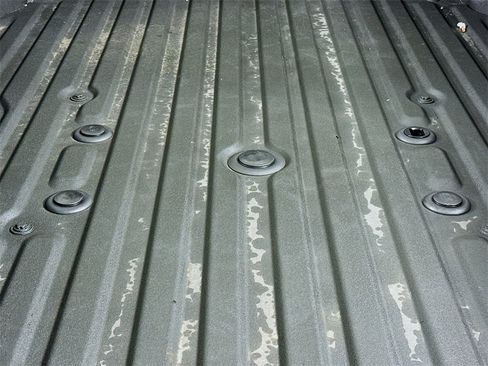 Used 2022 Ford F450 Platinum w/ FX4 Off-Road Package image 33