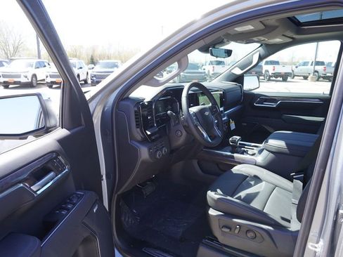 New 2025 Chevrolet Silverado 1500 LTZ w/ LTZ Premium Package AWD/4WD image 10