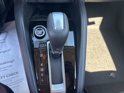 New 2025 Nissan Versa SR w/ Trunk Package image 18