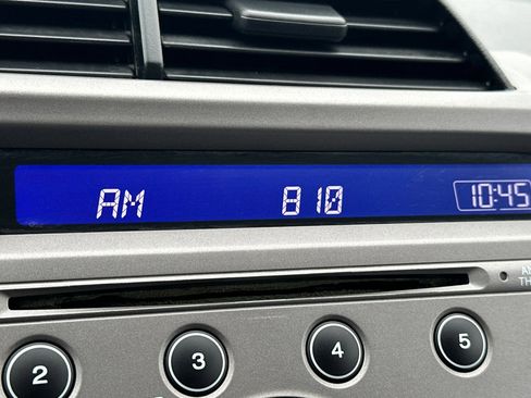 Used 2011 Honda Fit image 16