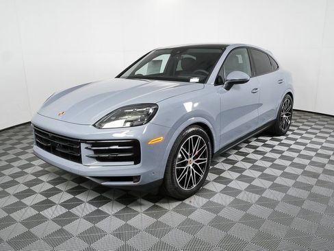 New 2026 Porsche Cayenne S image 1