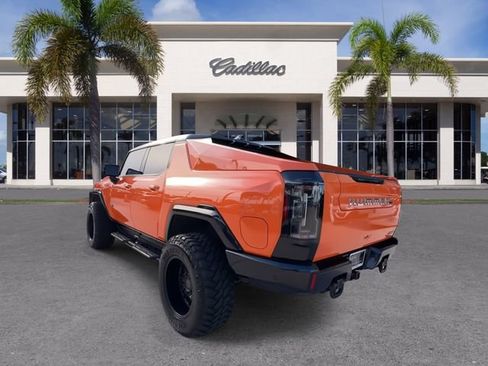 Used 2024 GMC Hummer EV 2X w/ Extreme Off-Road Package AWD/4WD image 11