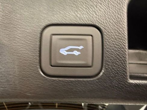 New 2026 GMC Terrain Elevation w/ Elevation Premium Package image 9