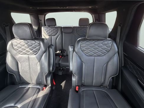 Used 2021 Hyundai Palisade Calligraphy image 13