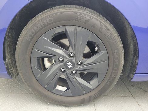 Used 2023 Hyundai Elantra SEL FWD image 31