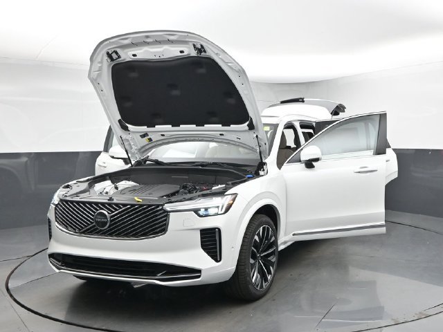 New 2027 Volvo XC90 B5 Plus AWD/4WD image 54