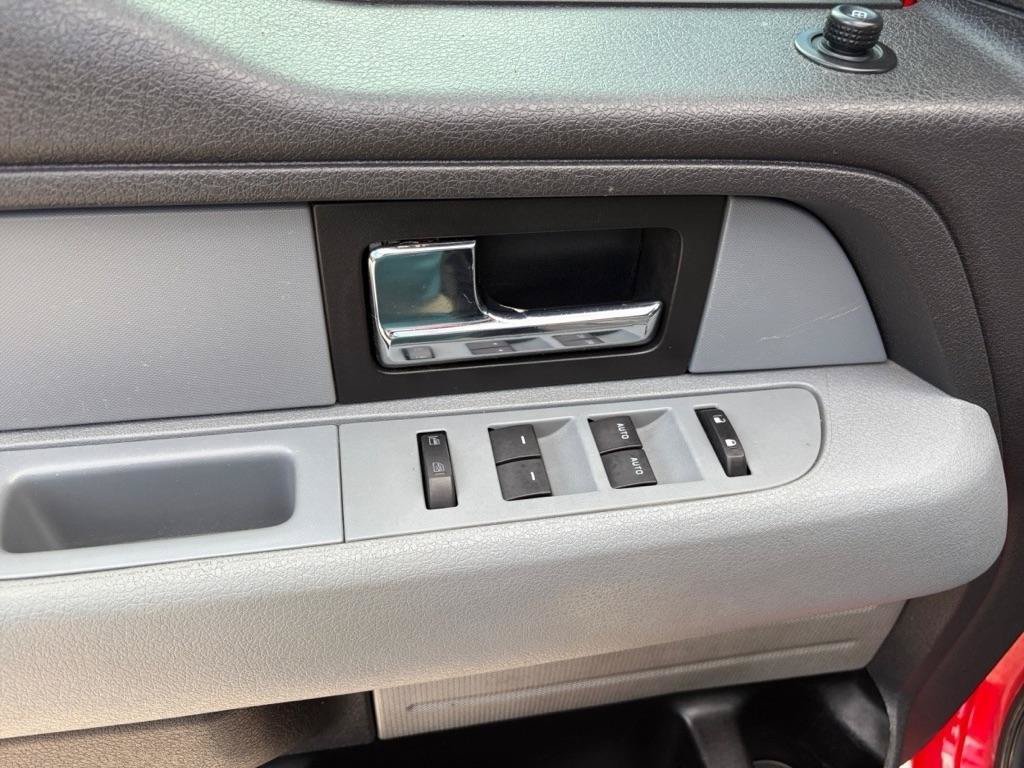 Used 2013 Ford F150 XLT w/ Luxury Equipment Group RWD image 15