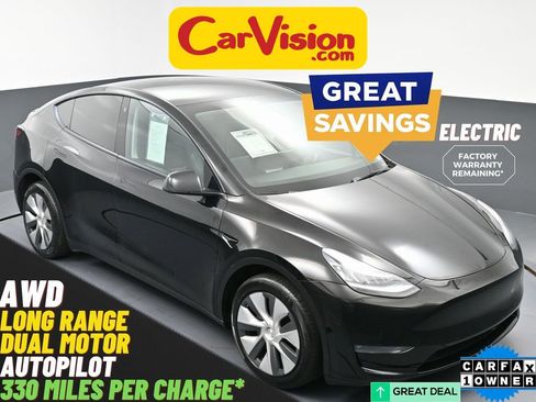 Used 2022 Tesla Model Y Long Range image 1