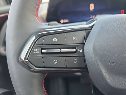 New 2026 Chevrolet Traverse RS FWD image 21