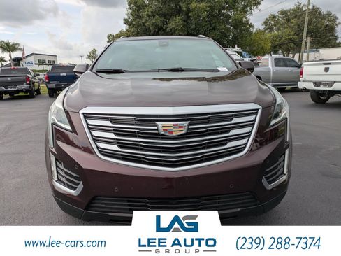Used 2017 Cadillac XT5 Premium Luxury FWD image 8