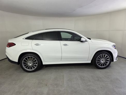 New 2026 Mercedes-Benz GLE 450 4MATIC Coupe image 3