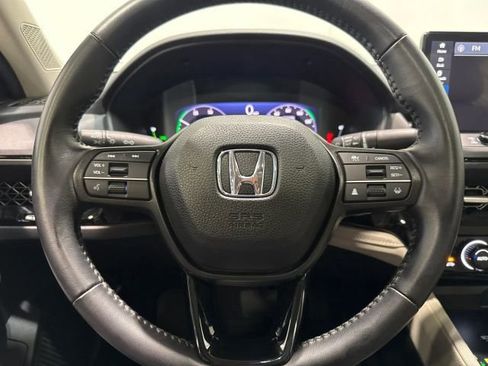 Used 2025 Honda Accord EX-L image 15