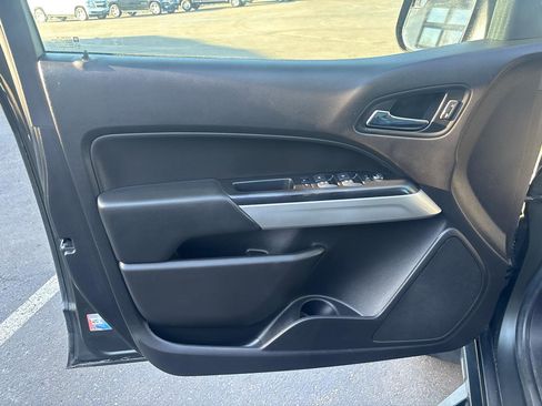 Used 2018 Chevrolet Colorado ZR2 image 9