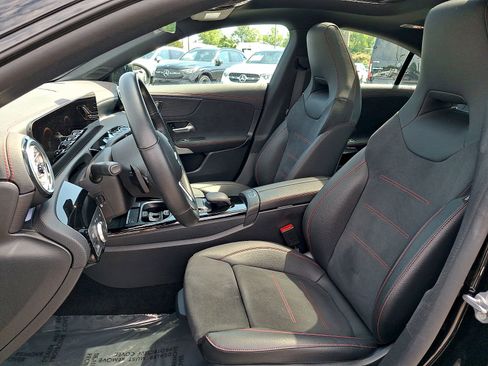 Used 2022 Mercedes-Benz CLA 250 image 13