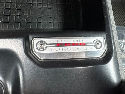 Used 2024 Ford Bronco Heritage Edition AWD/4WD image 27