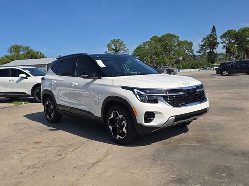 New 2026 Kia Seltos S FWD image 2