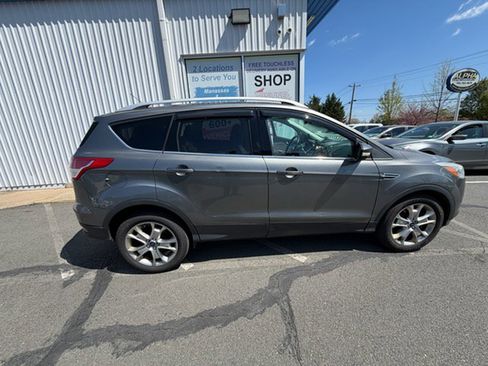 Used 2014 Ford Escape Titanium image 9