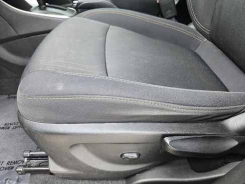 Used 2019 Chevrolet Trax LT FWD image 20