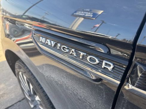 Used 2023 Lincoln Navigator Black Label image 8