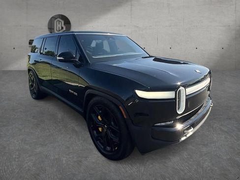 Used 2023 Rivian R1S Adventure AWD/4WD image 4