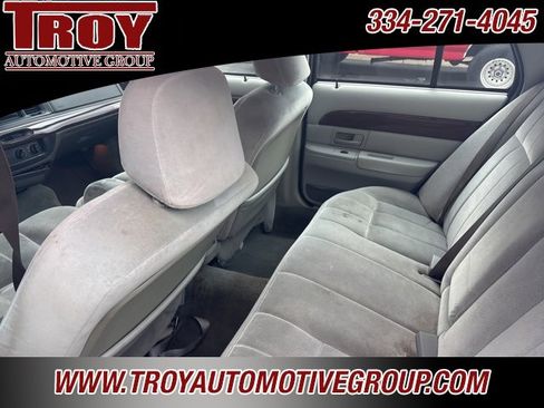 Used 2003 Mercury Grand Marquis GS image 11