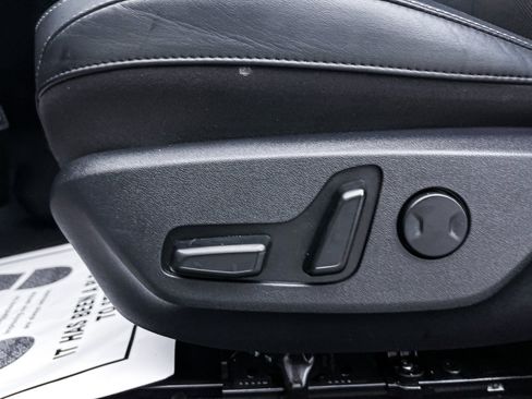 Used 2023 Kia EV6 Light image 19