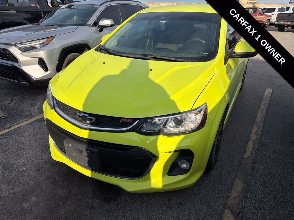 Used 2019 Chevrolet Sonic LT w/ Convenience Package FWD image 2
