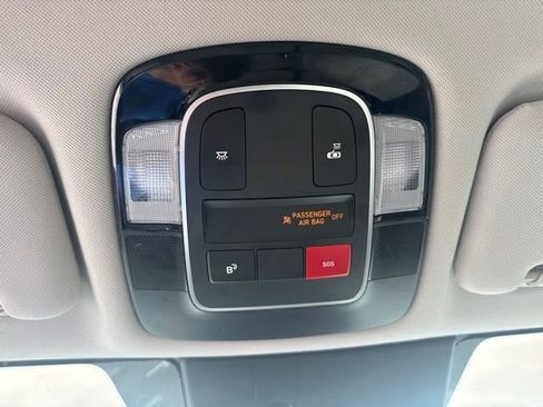 Used 2024 Hyundai Sonata SEL FWD image 24