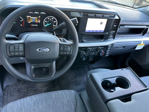 Used 2024 Ford F350 XLT AWD/4WD image 12